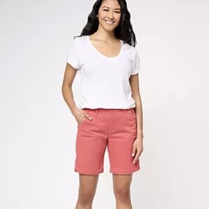 JAG Maddie Pull on Short size 8 NWT